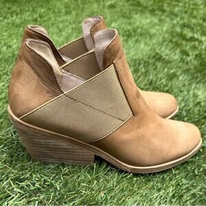 Eileen Fisher Even Nubuck Minimalist Western Boho Slip On Block Heel Ankle Boot